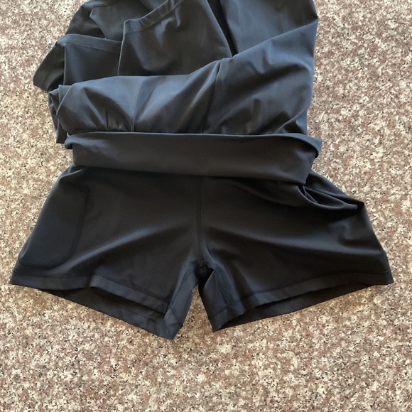 Halara Super High Waisted Back Pocket & Side Pocket Shorts 5'' Black NWT Large - Picture 8 of 14